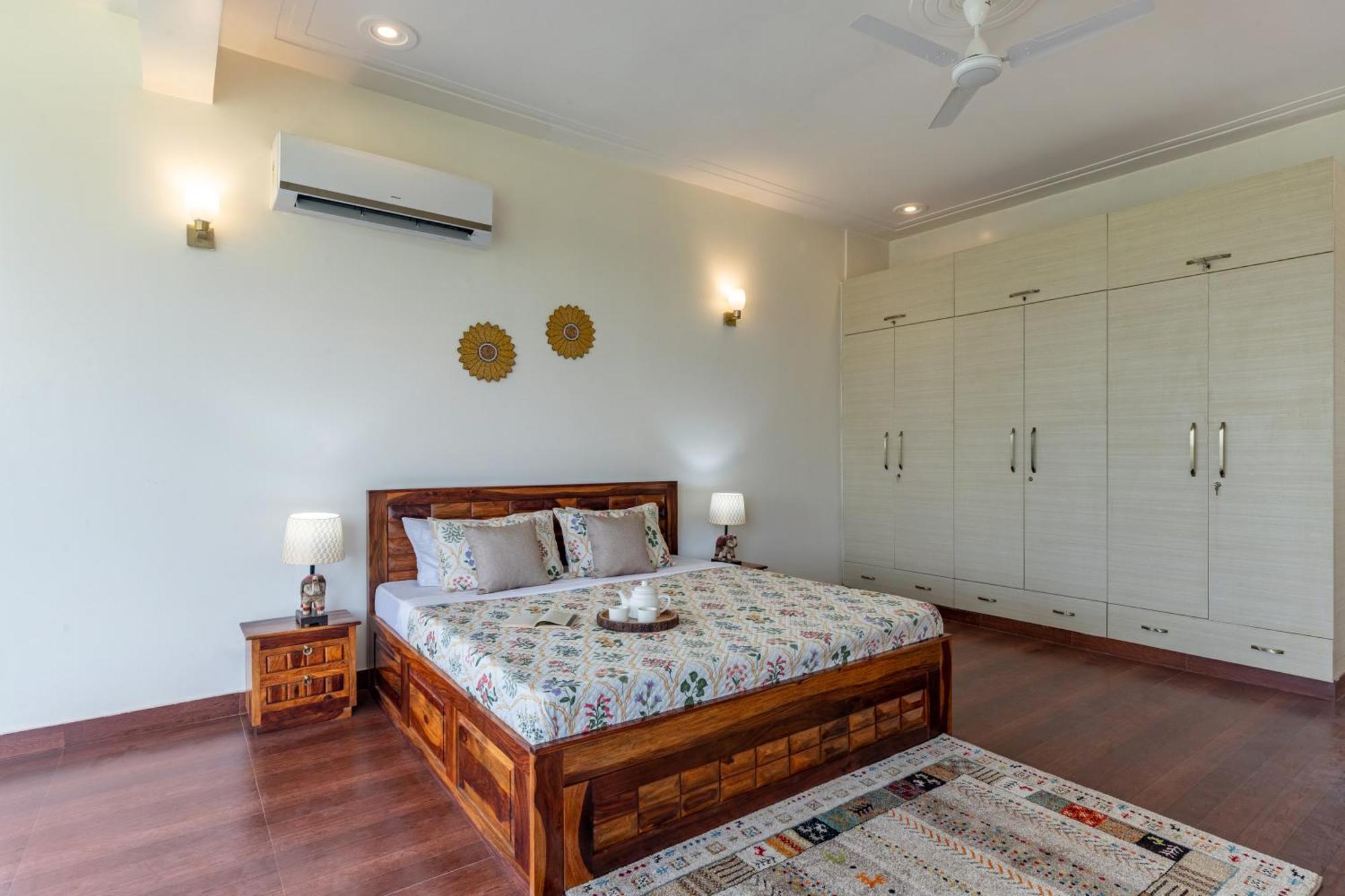 Alaya Stays Raga 2Bhk Farmstay With An Entertainment Lounge Sohna Exterior photo
