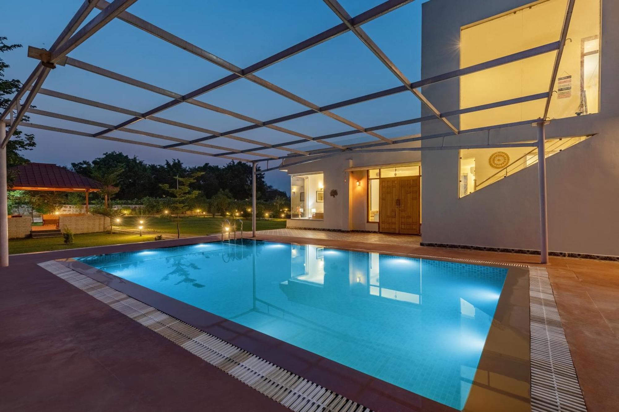 Alaya Stays Raga 2Bhk Farmstay With An Entertainment Lounge Sohna Exterior photo