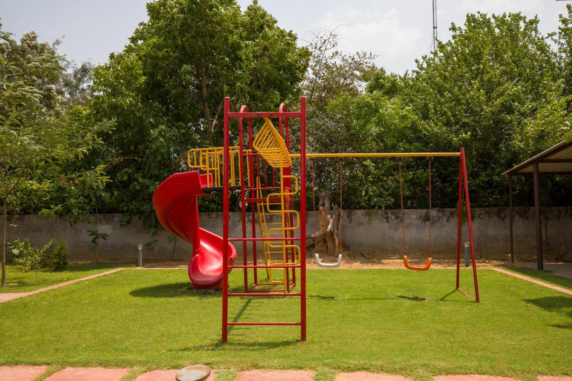 Alaya Stays Raga 2Bhk Farmstay With An Entertainment Lounge Sohna Exterior photo