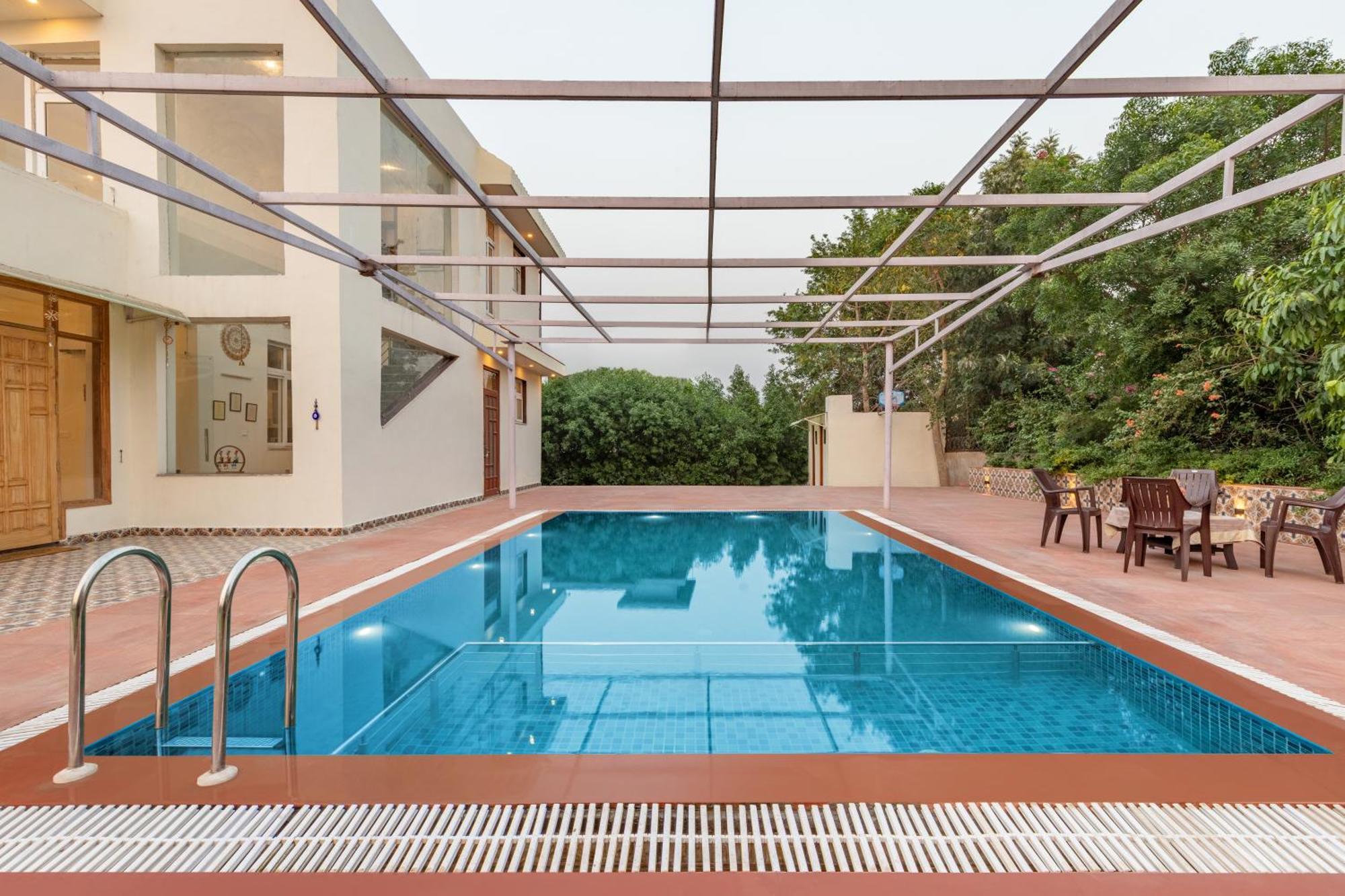 Alaya Stays Raga 2Bhk Farmstay With An Entertainment Lounge Sohna Exterior photo